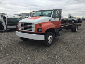 Used 2000 GM/Chev (HD) 6500 Hood (Stock #780-10)) Part Image