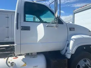 Used 2002 GMC C7500 Door (Stock #971-2)) Part Image