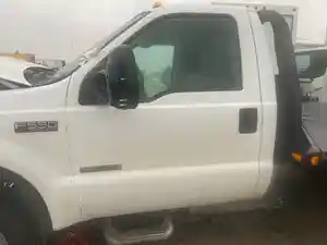 Used 2004 Ford F-550 Door (Stock #978-4)) Part Image
