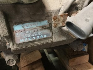 Used 2004 Isuzu NPR - GAS A/C Compressor (Stock #719-3)) Part Image