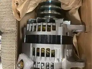 New 2006 Isuzu 4HK1TC (5.2L) Alternator Image