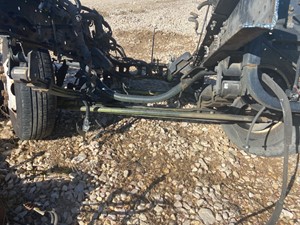 Used 2007 Isuzu NPR-HD Front Axle, Complete Image