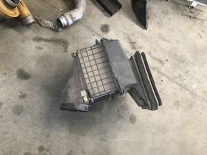 Used 2012 International DuraStar 4300 Air Cleaner (Stock #816-22)) Part Image