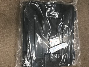 New 2017 Isuzu NPR/NPR-HD Battery Box Cover (Stock #3058)) Part Image