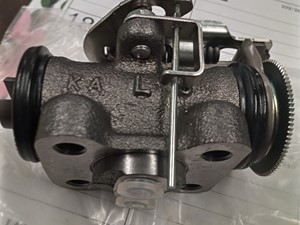 New Isuzu NPR Brake Master Cylinder (Stock #4026)) Part Image