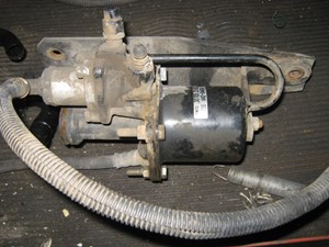 Used 2007 UD/Nissan 2300 Trans Misc Part (Stock #515-26)) Part Image