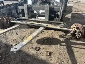 Used 2006 GM/Chev (HD) C7500 Front Axle, Complete (Stock #689-16)) Part Image