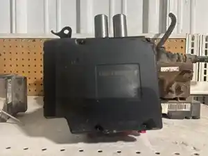 Used 2007 ABS Control Module (Stock #1033-37)) Part Image