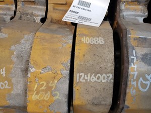 Used Caterpillar C15 Front Cover (Stock #4966498)) Part Image