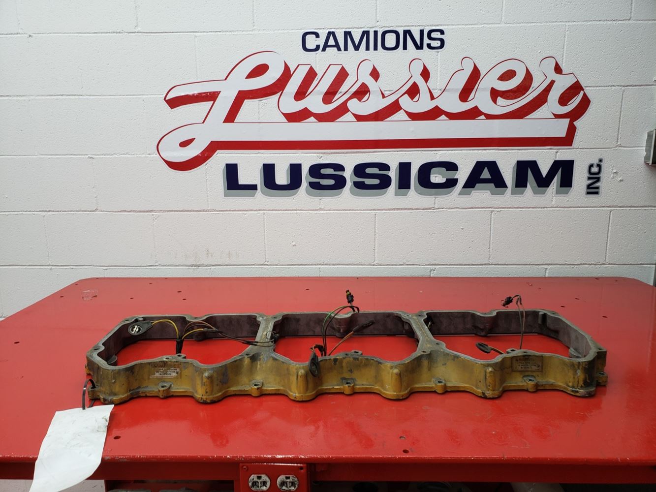 Caterpillar C15 (Stock 2720390) Valve Covers TPI