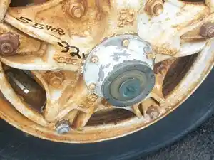 Used 1992 INTERNATIONAL 4900 Front Axle, Complete (Stock #6A1E55708)) Part Image