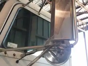 Used 1995 FREIGHTLINER FLD-112 Side View Mirror (Stock #102A1E44652)) Part Image