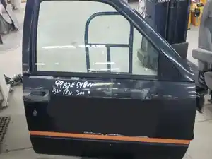 Used 1996 GMC C-6500 LOW PROFIL Door (Stock #99A2E54844)) Part Image