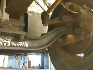Used 1996 GMC TOP KICK LOW PROFIL Front Axle, Complete (Stock #6A1E47625)) Part Image