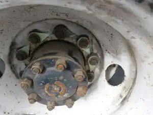 Used 2000 Axle, Complete Rear (Stock #57A1E54757)) Part Image