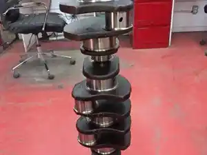 Used 2000 CUMMINS L-10 Crankshaft Image