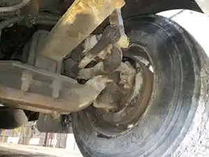 Used 2000 INTERNATIONAL 9900I Front Axle, Complete (Stock #6A1E51271)) Part Image