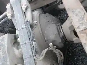 Used 2001 Axle, Complete Rear Image