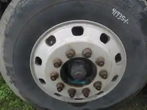 Used 2001 KENWORTH T-2000 Front Axle, Complete (Stock #6A1E41935)) Part Image