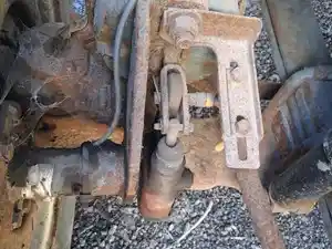 Used 2003 INTERNATIONAL 7400 SBA WORKSTAR Front Axle, Complete (Stock #6A1E56816)) Part Image