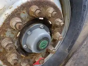 Used 2003 INTERNATIONAL 7600 WORKSTAR Front Axle, Complete (Stock #6A1E52269)) Part Image