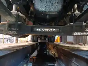 Used 2003 KENWORTH T-300 Front Axle, Complete (Stock #6A1E55354)) Part Image