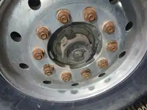 Used 2004 FREIGHTLINER M2-112MD Front Axle, Complete (Stock #6A1E56700)) Part Image