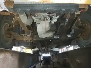 Used 2005 FREIGHTLINER COLUMBIA CL-120 Front Axle, Complete (Stock #6A1E53221)) Part Image