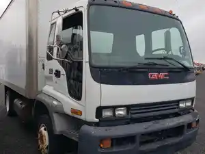 Used 2005 GMC T6500 C/O Cab (Stock #21A1E54858)) Part Image