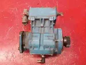 Used 2005 INTER DT-466E Air Compressor Image