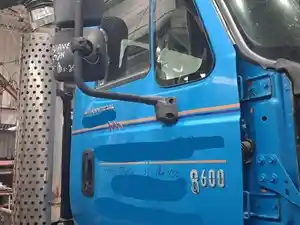 Used 2005 INTERNATIONAL 8600 Door (Stock #99A2E57234)) Part Image