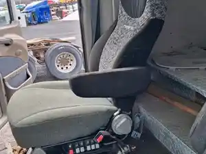 Used 2006 MACK VISION CXN Seat (Stock #100A2E57246)) Part Image