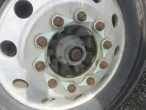 Used 2007 FREIGHTLINER COLUMBIA CL-112 Front Axle, Complete (Stock #6A1E54749)) Part Image