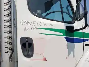 Used 2007 FREIGHTLINER M2 106 Door (Stock #99A2E56012)) Part Image