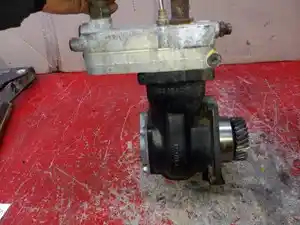 Used 2007 MERCEDES OM-460LA CID781 Air Compressor Image