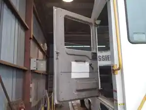 Used 2008 OTTAWA CYT 50 SHUNTER Door (Stock #99A2E47975)) Part Image