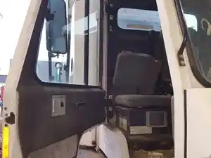 Used 2009 JOHNSTON BALAI Door (Stock #99A1E47700)) Part Image