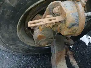 Used 2010 KENWORTH T-370 Front Axle, Complete (Stock #6A1E56868)) Part Image