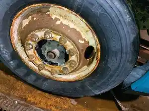 Used 2013 FREIGHTLINER CASCADIA Front Axle, Complete (Stock #6A1E53387)) Part Image
