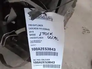 Used 2013 FREIGHTLINER CASCADIA PX125064S Seat (Stock #100A2E53843)) Part Image