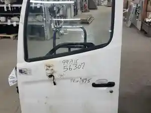 Used 2013 HINO 338 Door (Stock #99A1E56307)) Part Image