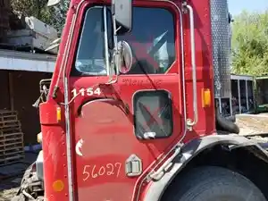 Used 2013 PETERBILT 320 C/O Cab (Stock #21A1E56027)) Part Image