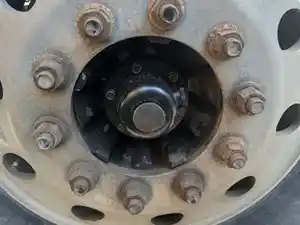 Used 2013 VOLVO VNL Front Axle, Complete (Stock #6A1E57358)) Part Image