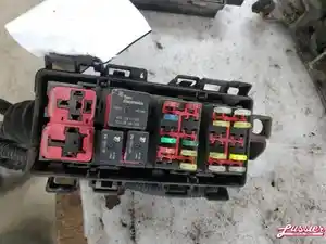 Used 2014 KENWORTH T-800 Fuse Box (Stock #139A1E56595)) Part Image