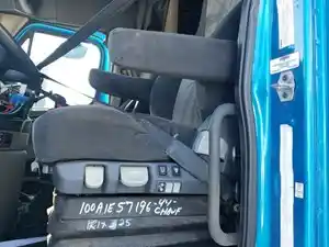 Used 2015 FREIGHTLINER CASCADIA PX125064S T Seat (Stock #100A1E57196)) Part Image