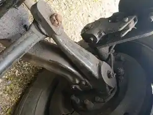Used 2015 KENWORTH T-680 Front Axle, Complete (Stock #6A1E56689)) Part Image