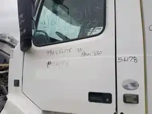 Used 2016 VOLVO VNL Door (Stock #99A1E56178)) Part Image