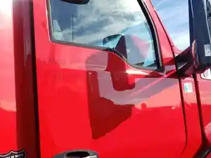 Used 2017 KENWORTH T-680 Door (Stock #99A2E56641)) Part Image