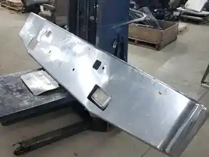 Used 2017 PETERBILT 567 Bumper (Stock #85A1E56733)) Part Image