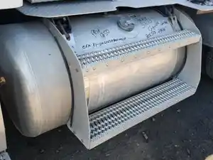 Used 2017 PETERBILT 567 Fuel Tank (Stock #79A1E56733)) Part Image